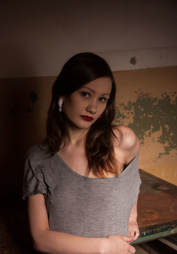 Юля, 27